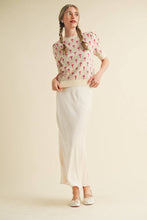 Load image into Gallery viewer, FLORAL PATTERN SHORT SLEEVE SWEATER