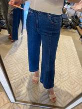 Load image into Gallery viewer, Risen High Rise Ankle Jeans - 5687 Medium
