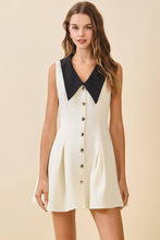 Load image into Gallery viewer, Contrast Black Pointed Collar Front Button Dress