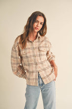Load image into Gallery viewer, Plaid Jacket