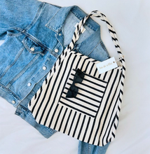 Load image into Gallery viewer, The Easy Tote