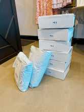 Load image into Gallery viewer, First Dibs Subscription Box Service