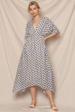 Load image into Gallery viewer, Printed V-Neck Kimono Sleeve Midi Dress with Lurex Detail
