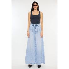 Load image into Gallery viewer, Super Wide Leg by Kan Can - Light Wash Jeans
