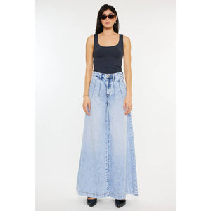 Super Wide Leg by Kan Can - Light Wash Jeans