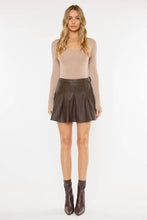 Load image into Gallery viewer, Pleated Vegan Leather Mini Skirt
