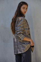 Load image into Gallery viewer, Plaid Oversized Blazer
