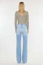 Load image into Gallery viewer, Kan Can High Rise Super Long Jeans - Light Wash
