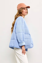 Load image into Gallery viewer, Quilted Oversized Jacket
