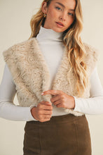Load image into Gallery viewer, FAUX FUR BOLERO VEST
