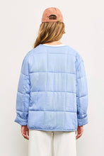 Load image into Gallery viewer, Quilted Oversized Jacket
