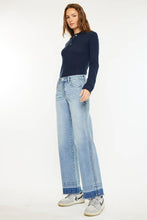 Load image into Gallery viewer, Kan Can Mid Rise Wide Leg with Frayed Hem
