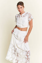 Load image into Gallery viewer, Lace Detailed Crop Top
