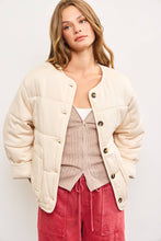 Load image into Gallery viewer, Quilted Oversized Jacket
