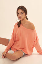 Load image into Gallery viewer, Mineral Washed Vintage Oversize Long-Sleeve Tee
