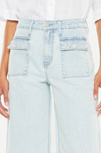 Load image into Gallery viewer, Kan Can Striped High Rise Cropped - KC7481L
