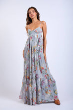 Load image into Gallery viewer, FLORAL OPEN BACK MAXI DRESS
