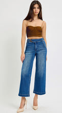 Load image into Gallery viewer, Risen High Rise Belted Wide Leg Jeans - 21008 Dark
