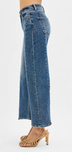 Load image into Gallery viewer, Risen High Rise Cropped Step Hem - 21356 Medium Wash
