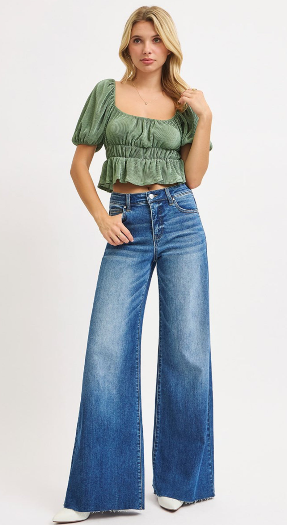 Risen High Rise Super Wide Legs Jeans - 21114 Medium Wash