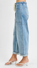 Load image into Gallery viewer, Risen High Rise Barrel Leg Jeans- 21142 Medium Wash
