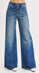 Risen High Rise Super Wide Legs Jeans - 21114 Medium Wash