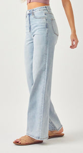 Risen High Rise Wide Leg Jeans - 5120 Light Wash