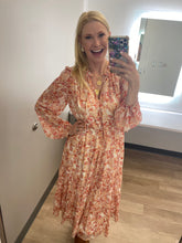 Load image into Gallery viewer, Marinella Floral Tiered Midi Dress
