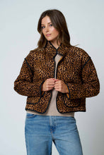 Load image into Gallery viewer, LEOPARD PRINT SNAP BUTTON JACKET
