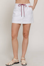 Load image into Gallery viewer, White Stretch-Twill Mini Skirt
