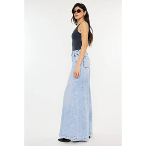 Super Wide Leg by Kan Can - Light Wash Jeans