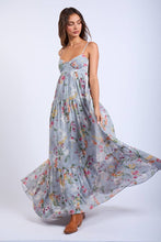 Load image into Gallery viewer, FLORAL OPEN BACK MAXI DRESS
