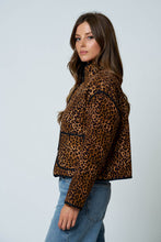 Load image into Gallery viewer, LEOPARD PRINT SNAP BUTTON JACKET

