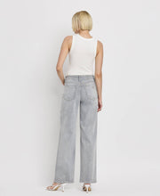 Load image into Gallery viewer, HIGH RISE LIGHT GREY WIDE LEG JEANS F5651

