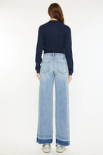 Load image into Gallery viewer, Kan Can Mid Rise Wide Leg with Frayed Hem
