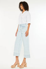 Load image into Gallery viewer, Kan Can Striped High Rise Cropped - KC7481L
