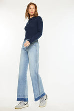 Load image into Gallery viewer, Kan Can Mid Rise Wide Leg with Frayed Hem
