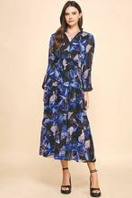 Load image into Gallery viewer, Butterfly Maxi Dress
