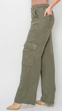 Load image into Gallery viewer, Risen Cargo Pants - Olive
