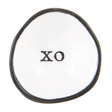 Load image into Gallery viewer, Ring Dish - XO

