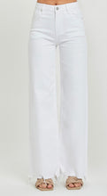 Load image into Gallery viewer, Risen High Rise Wide Leg Jeans 5383 White
